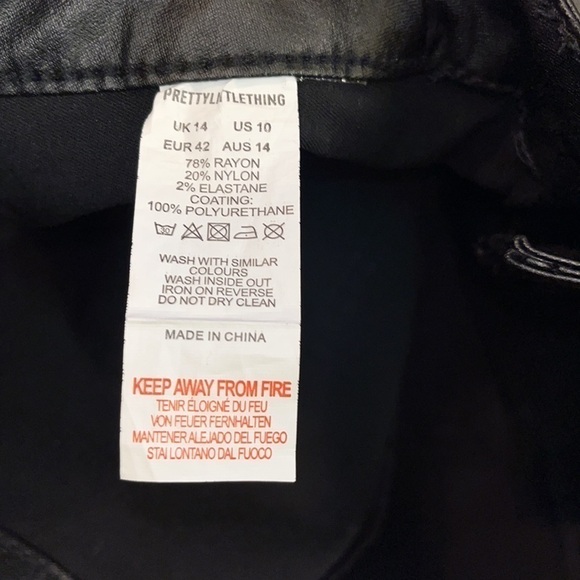 Pretty LittleThing Black 5 Pocket Coated Skinny Jeans 10. Excellent condition. - Picture 6 of 8